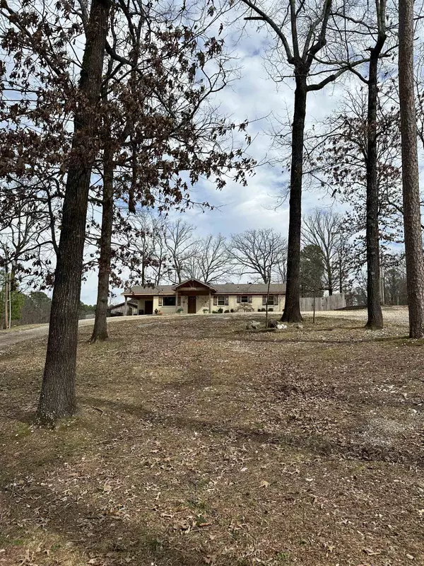 4626 Springhill Rd Road, Bryant, AR 72019