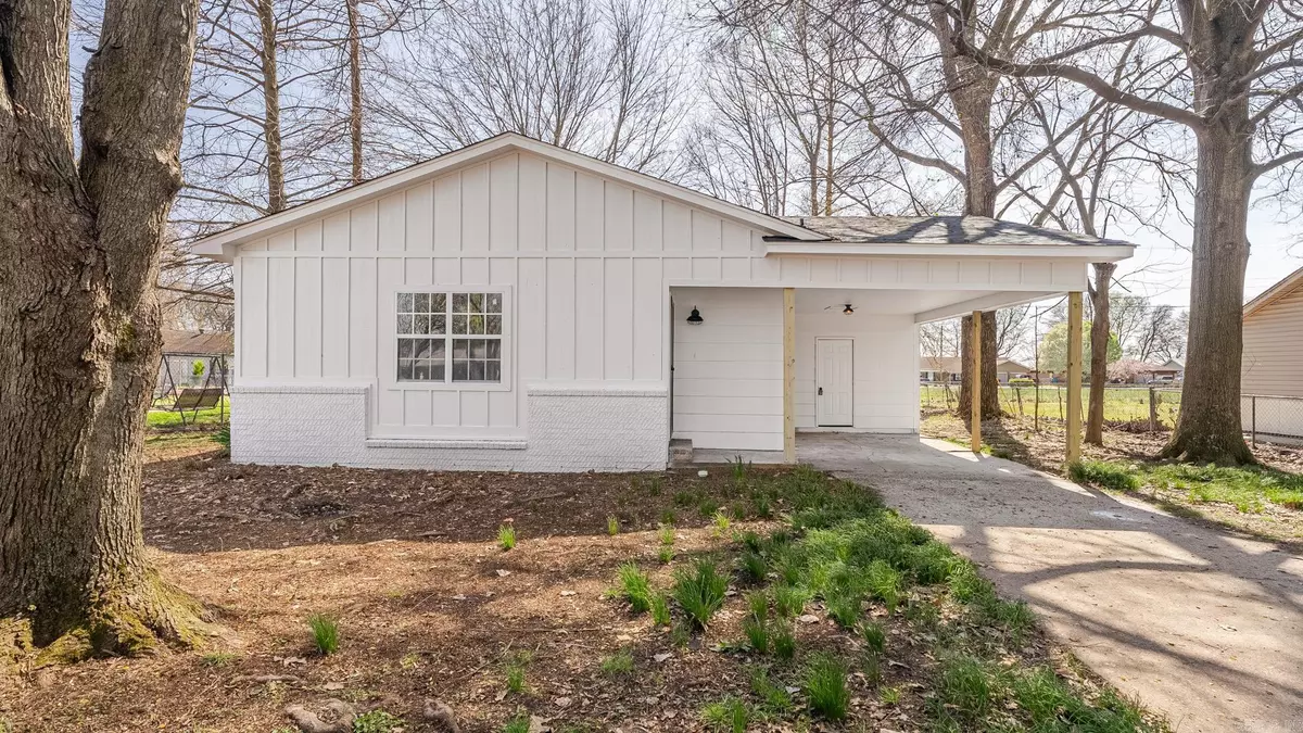 Gosnell, AR 72315,Address not disclosed