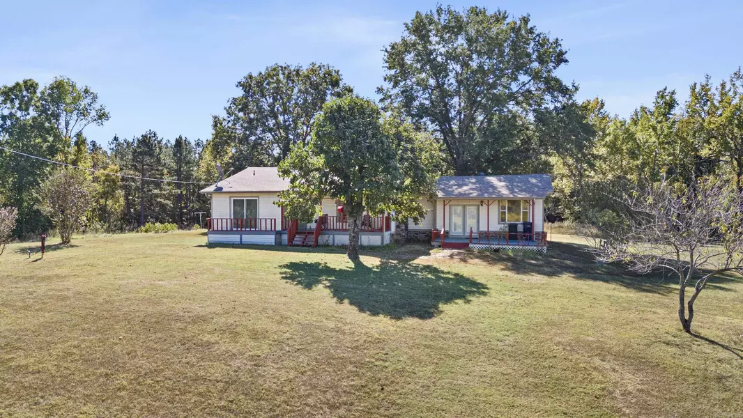 Dover, AR 72837