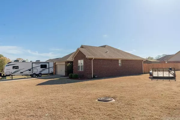 Judsonia, AR 72081,107 Meadowview Circle