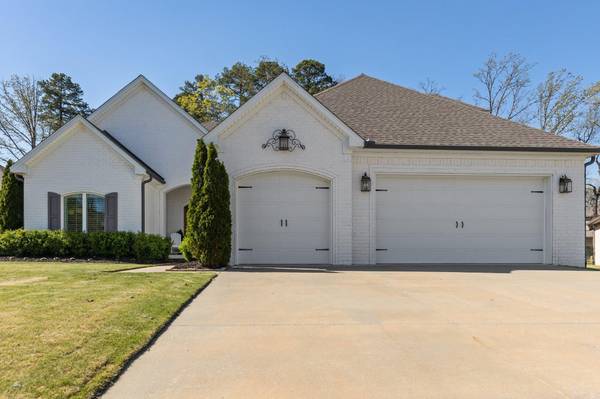 6 Ensbury Place,  Little Rock,  AR 72223