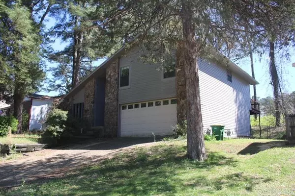 8615 Kennesaw Mountain Drive, Mabelvale, AR 72103