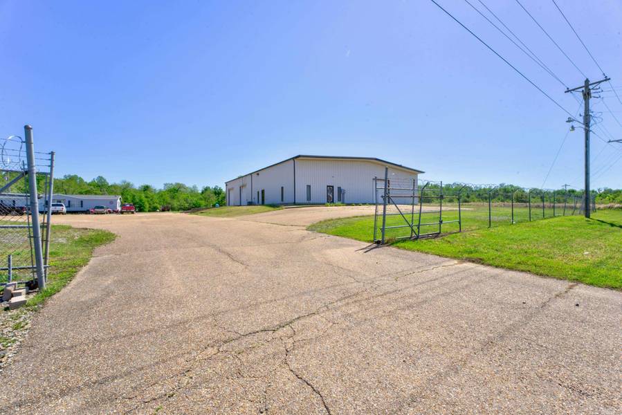 7485 Phillips 300 Rd., Helena, AR 72342