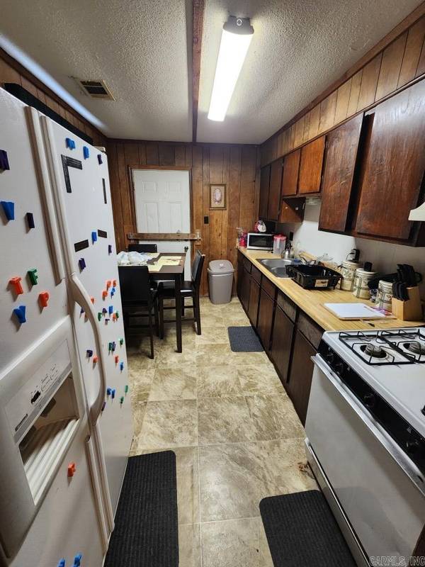 Jacksonville, AR 72076,131 North Avenue