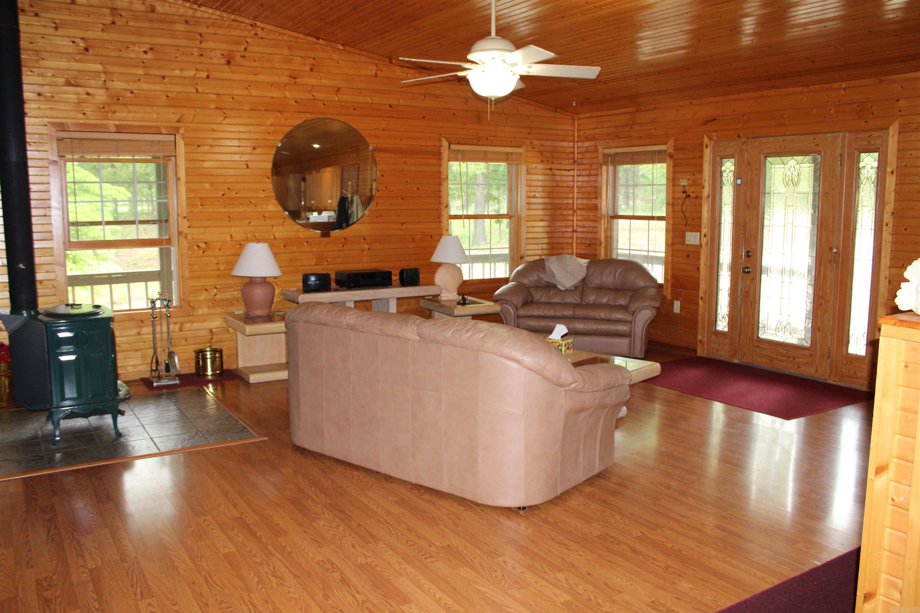 Mountain Home, AR 72653,872 Bluewing Road