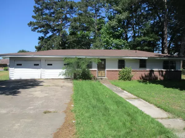 2908 Kenwood Road,  Pine Bluff,  AR 71603