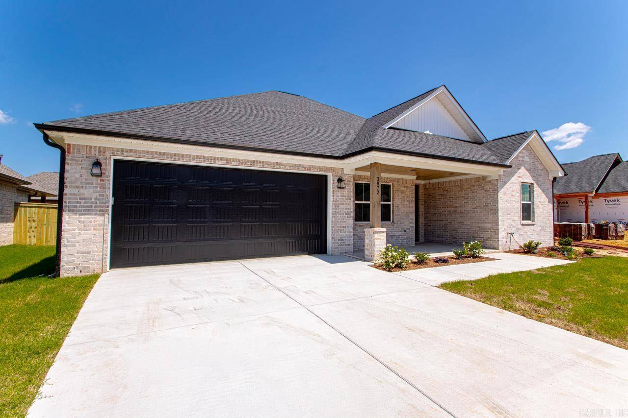 3872 Spencer Crossing Drive, Benton, AR 72019