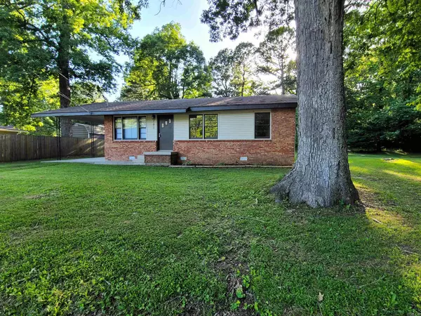 Piggott, AR 72454,165 S 12th Street