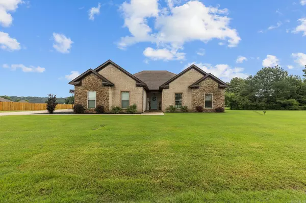 69 Colt Loop,  Greenbrier,  AR 72058