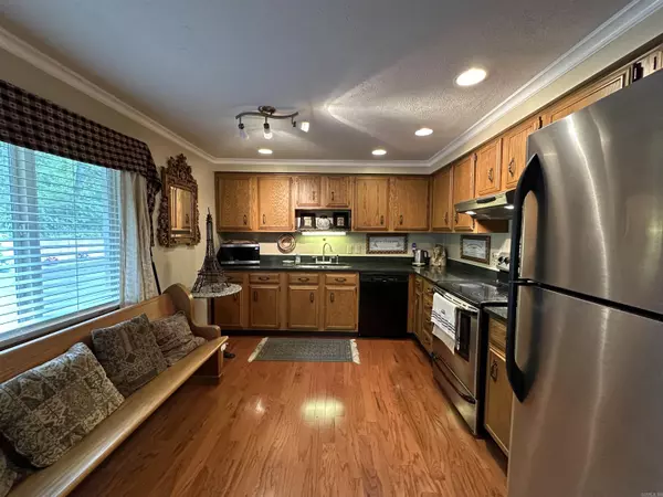 Bull Shoals, AR 72619,102 Golden Finch Lane