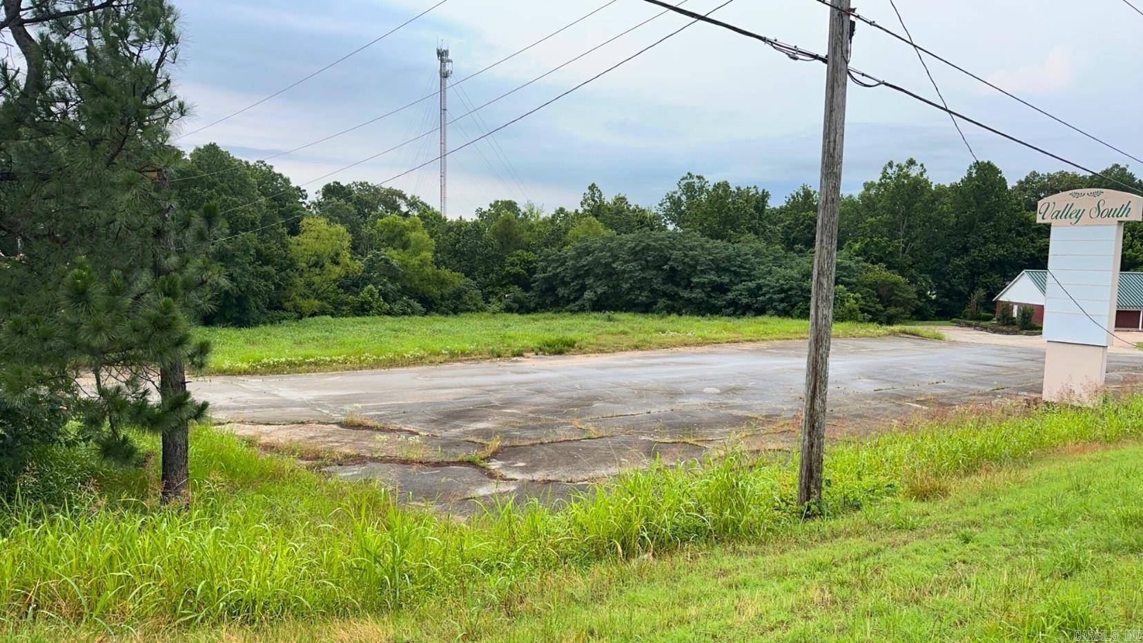 Paragould, AR 72450,2201 Linwood Drive