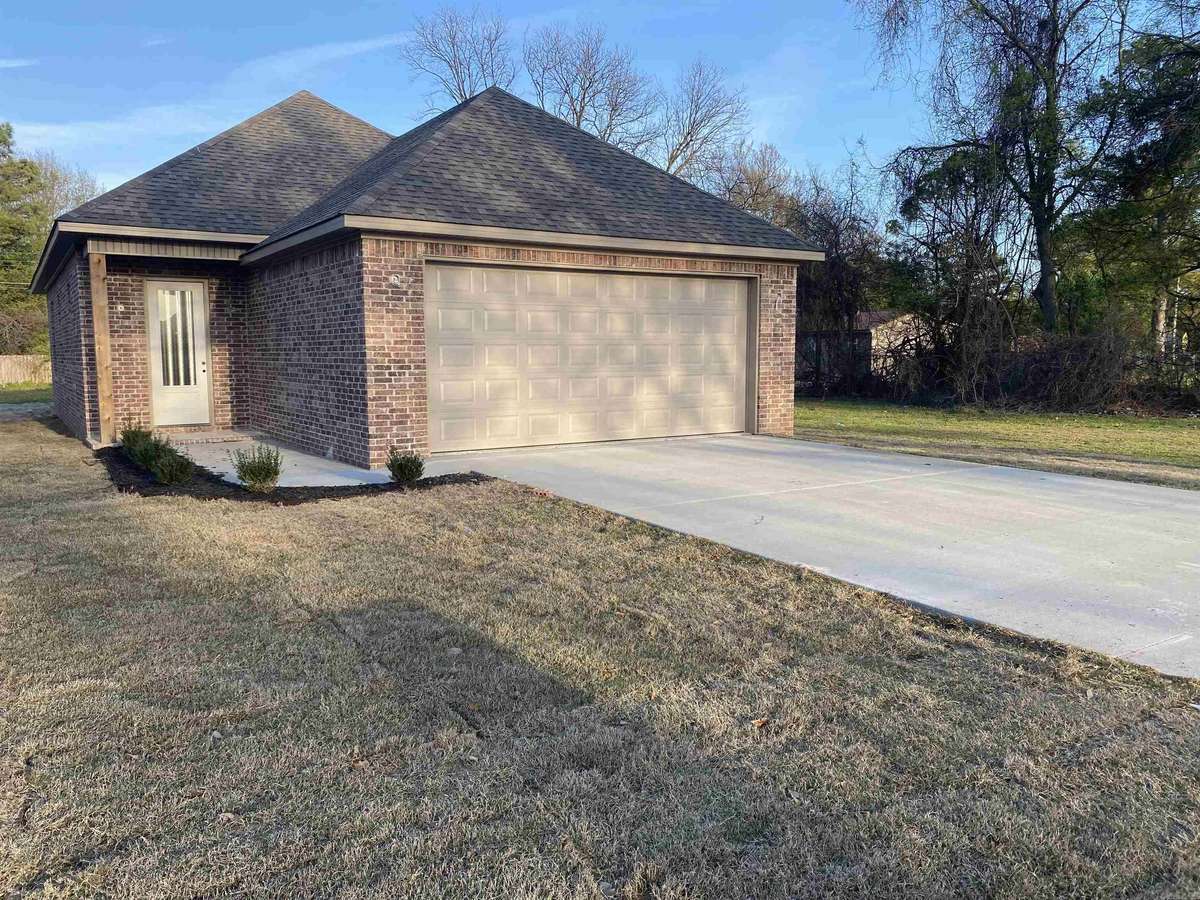 Trumann, AR 72472,109 N Willow Avenue