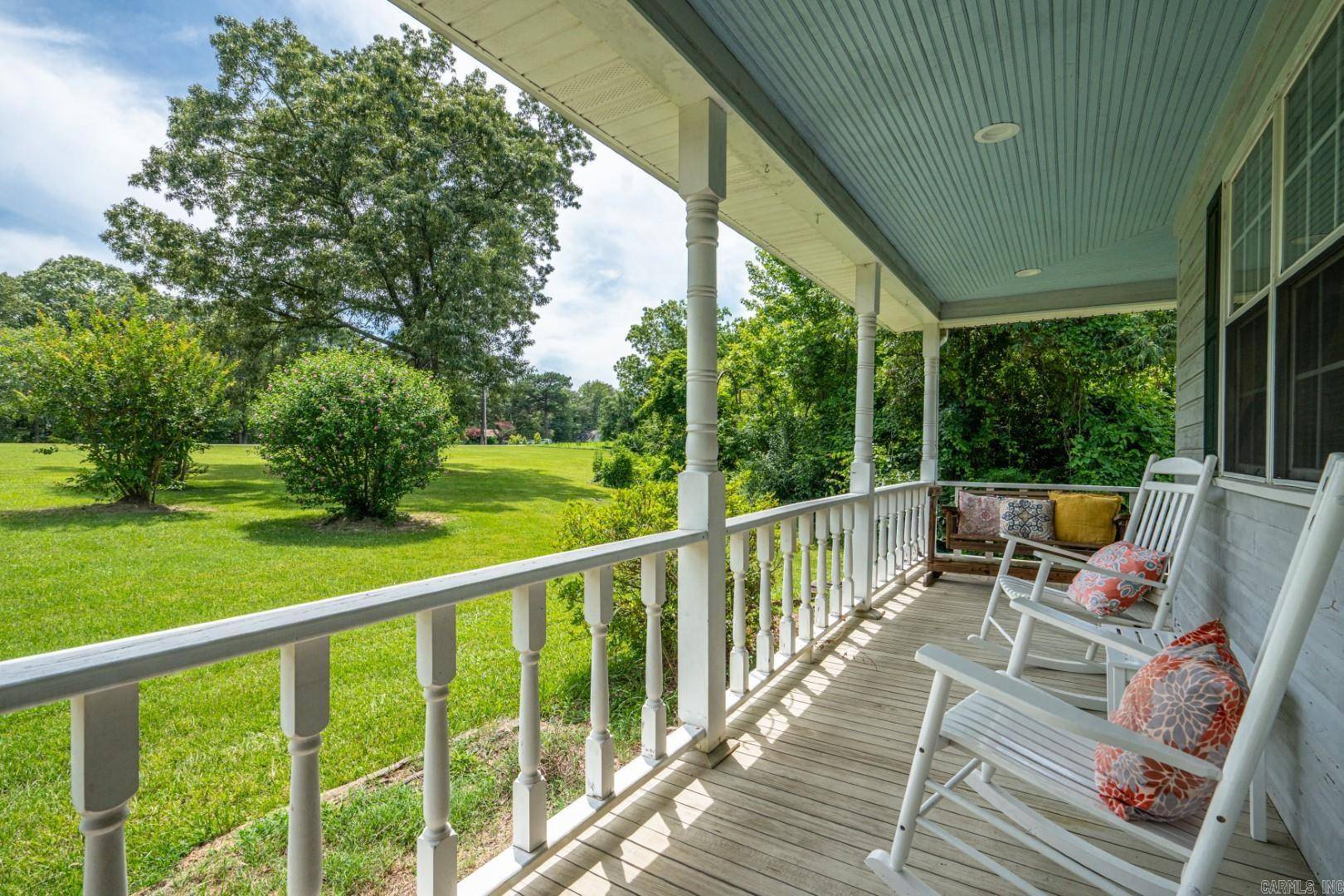 Arkadelphia, AR 71923,52 Loy Road