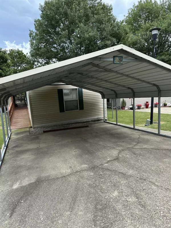 1870 E grand Avenue, Hot Springs National Park, AR 71901