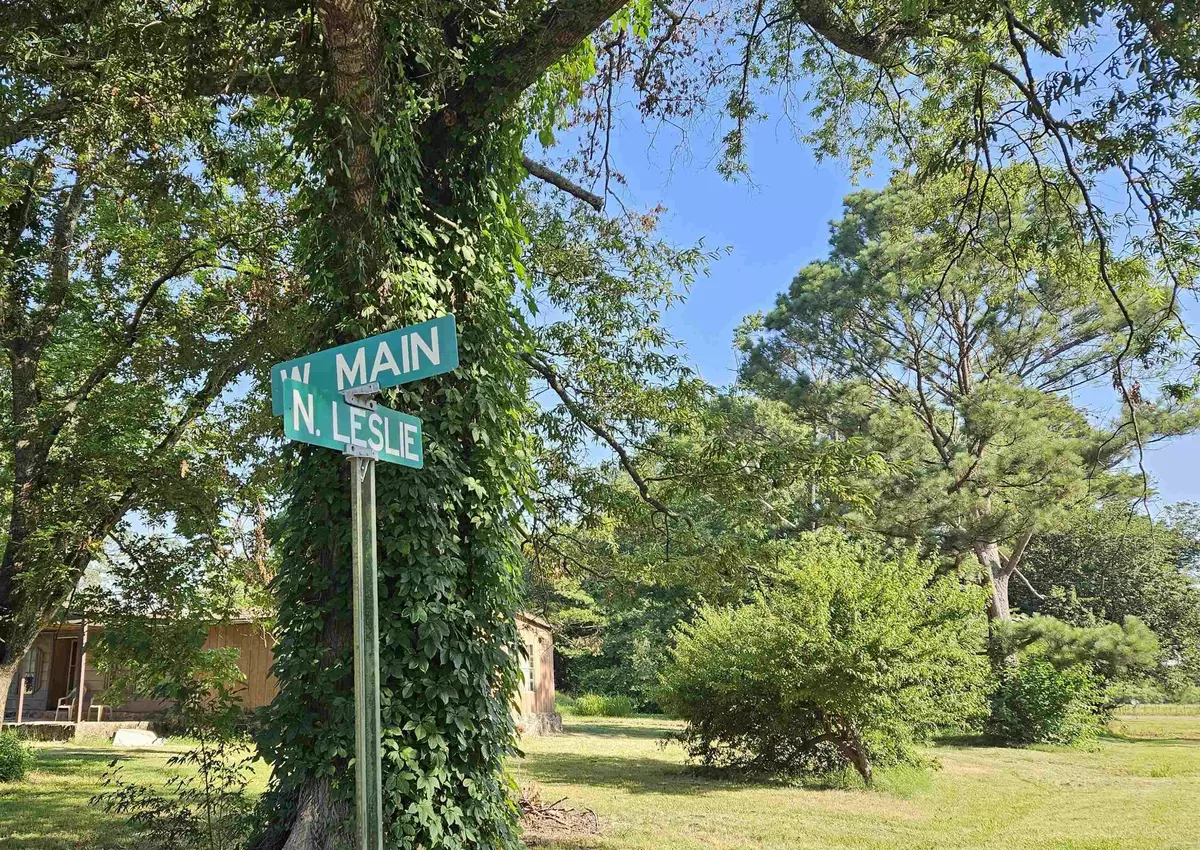 Almyra, AR 72003,Address not disclosed