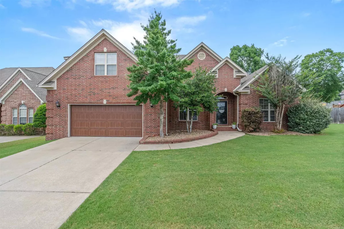 Maumelle, AR 72113,104 Maumelle Valley Drive