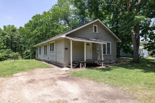 1309 Pecan Street, Arkadelphia, AR 71923