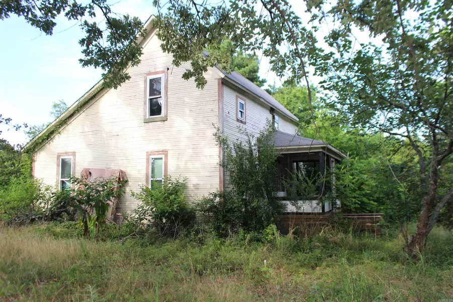 246 CR 1775, London, AR 72847