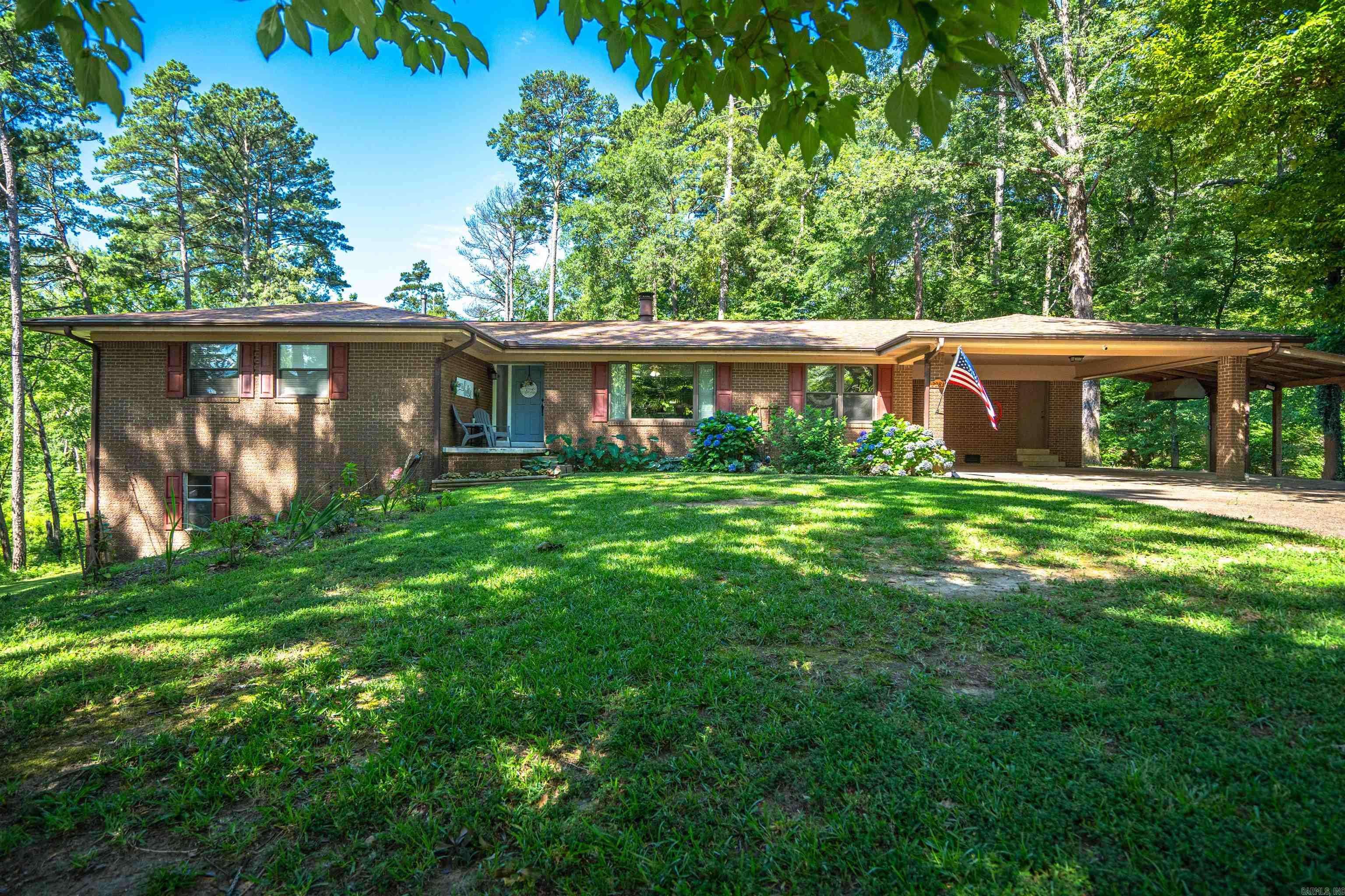 Arkadelphia, AR 71923,Address not disclosed