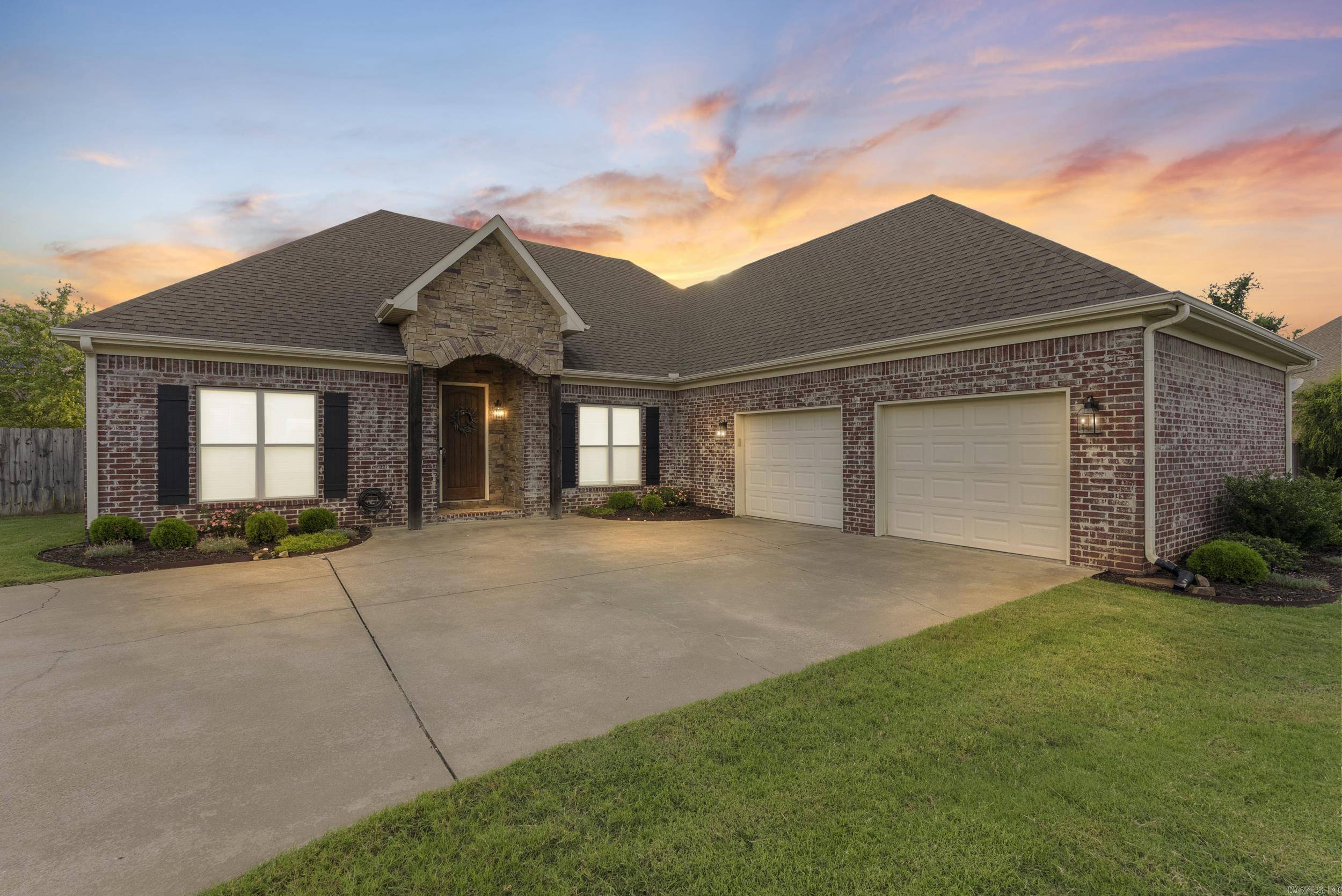 Searcy, AR 72143,5 Samantha Circle