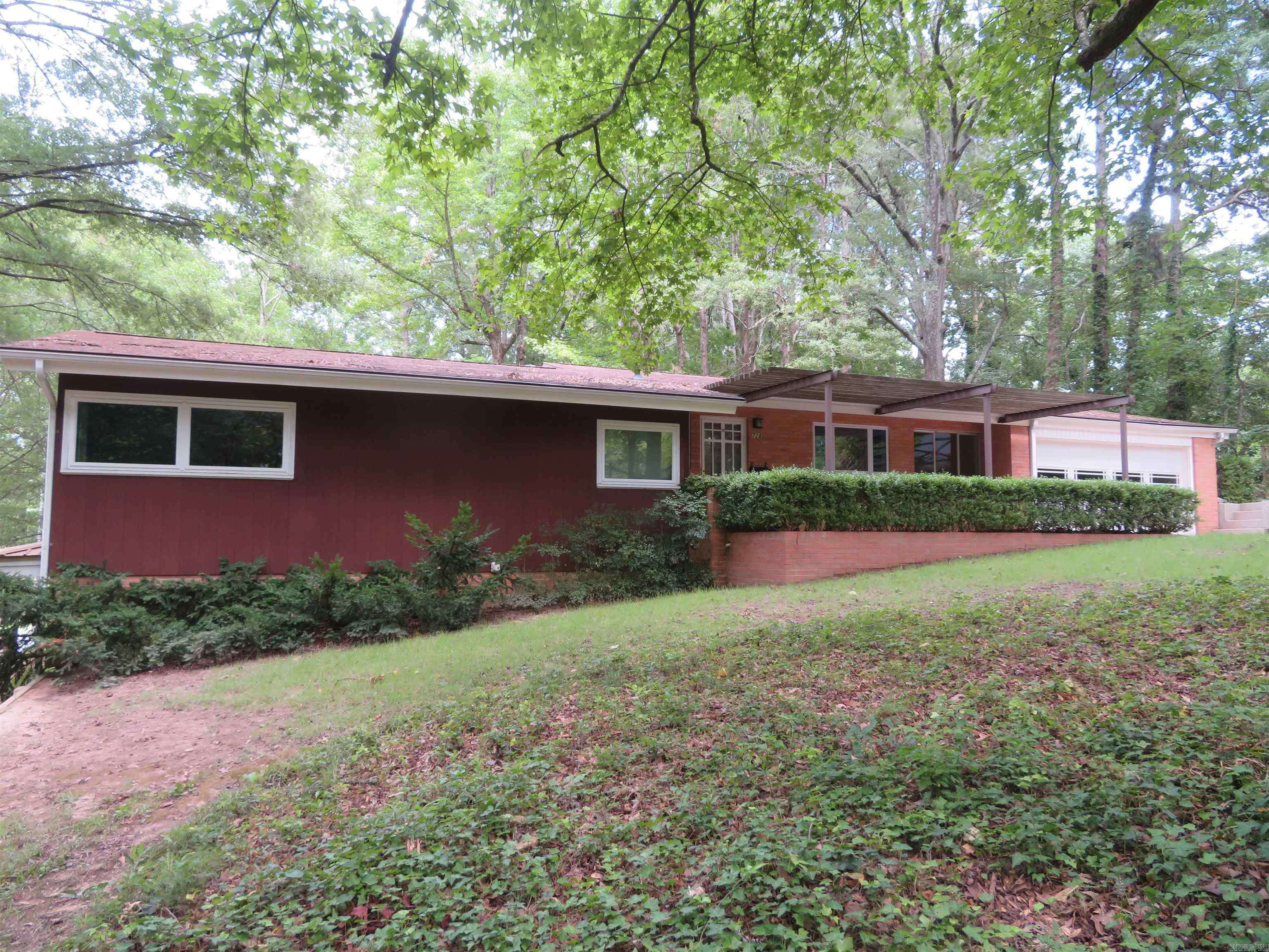 Arkadelphia, AR 71923,728 N 15th Street
