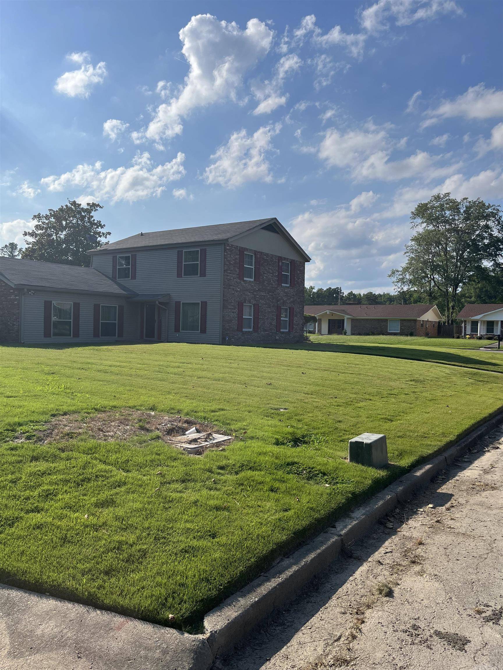 Pine Bluff, AR 71603