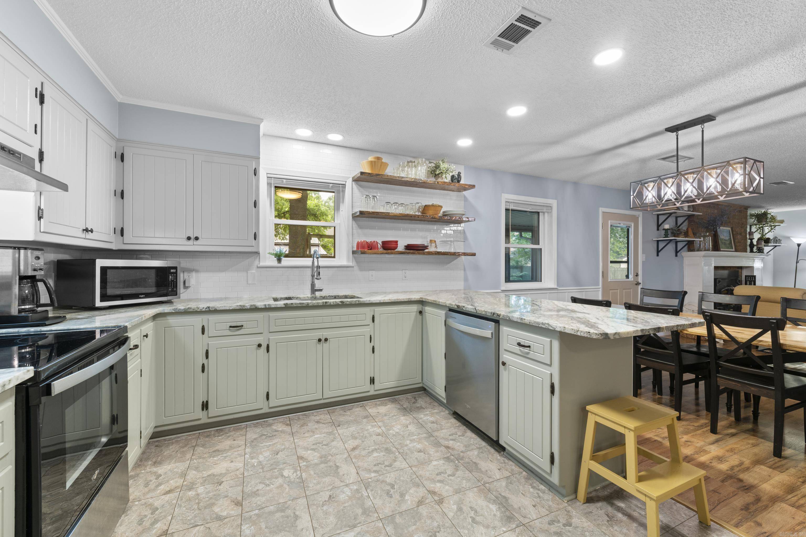 Searcy, AR 72143,213 Western Hills Dr