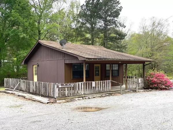 8722 Highway 270,  White Hall,  AR 71602