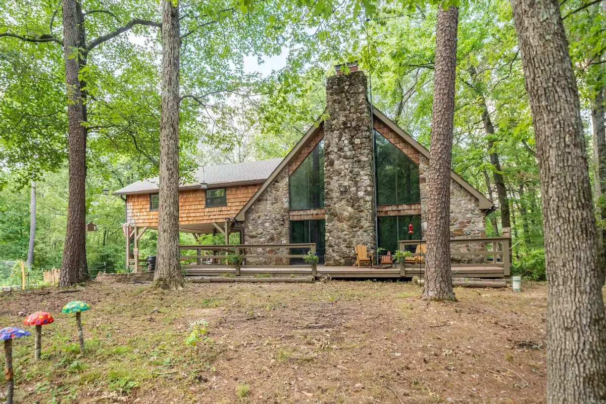 Mount Ida, AR 71957,58 Hummingbird Lane