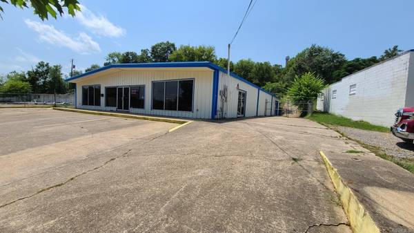 Hot Springs, AR 71901,1027 E Grand Avenue