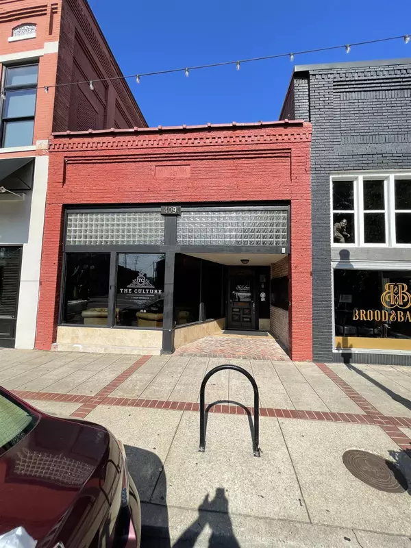 North Little Rock, AR 72114-5327,409 Main Street