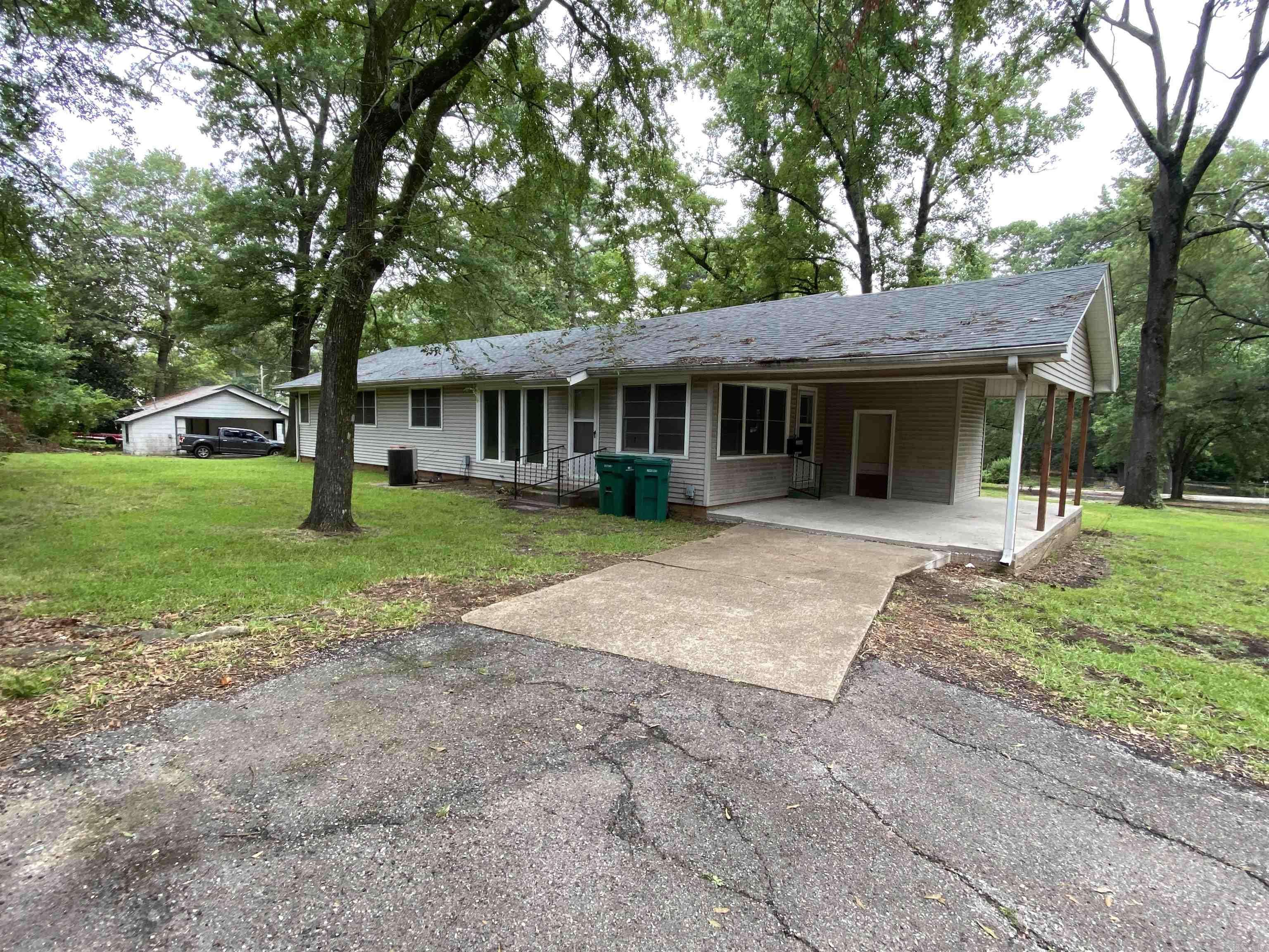 Nashville, AR 71852,501 W Sunset Street