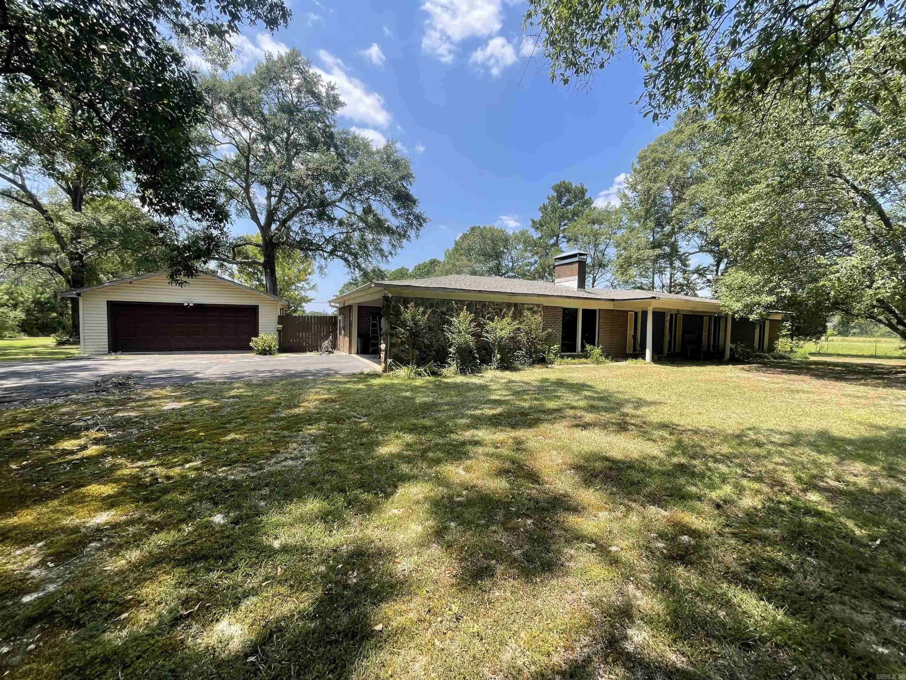 Malvern, AR 72104,2004 Dyer Street