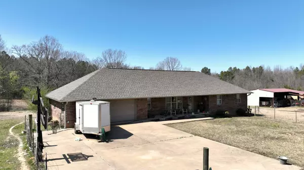 105 Buffalo Creek Lane, Cove, AR 71937
