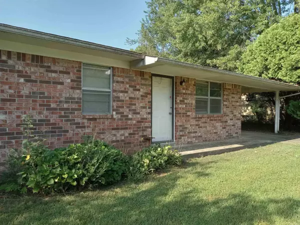 Mena, AR 71953,708 Meadowbrook