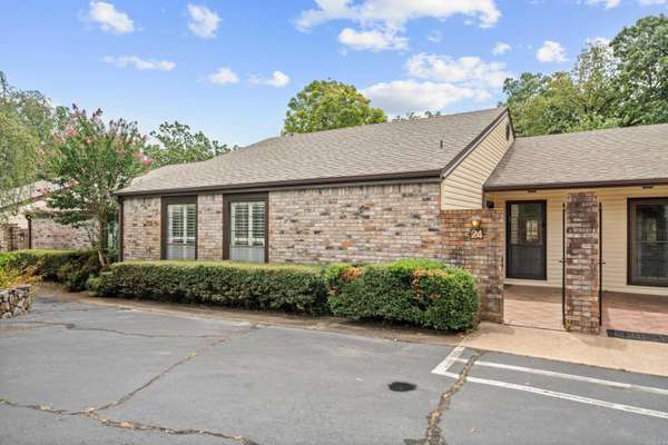 24 Steeplechase Court, Hot Springs, AR 71901