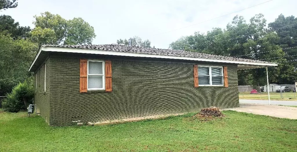 901 Sorrells Drive, Jacksonville, AR 72076