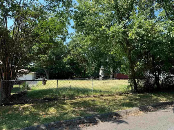North Little Rock, AR 72114,2320 W 16th Street