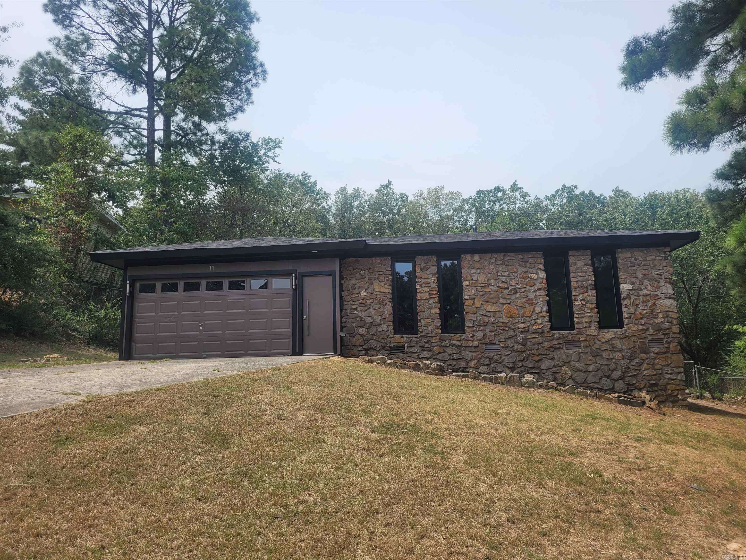 11 Sierra Court, North Little Rock, AR 72118-3448