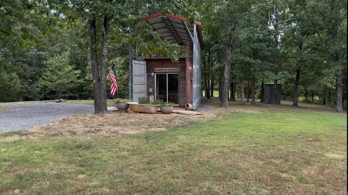 Harriet, AR 72639,611 Fry Road