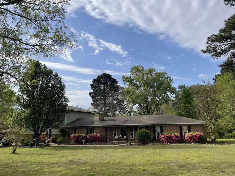 800 Horseshoe, Arkadelphia, AR 71923