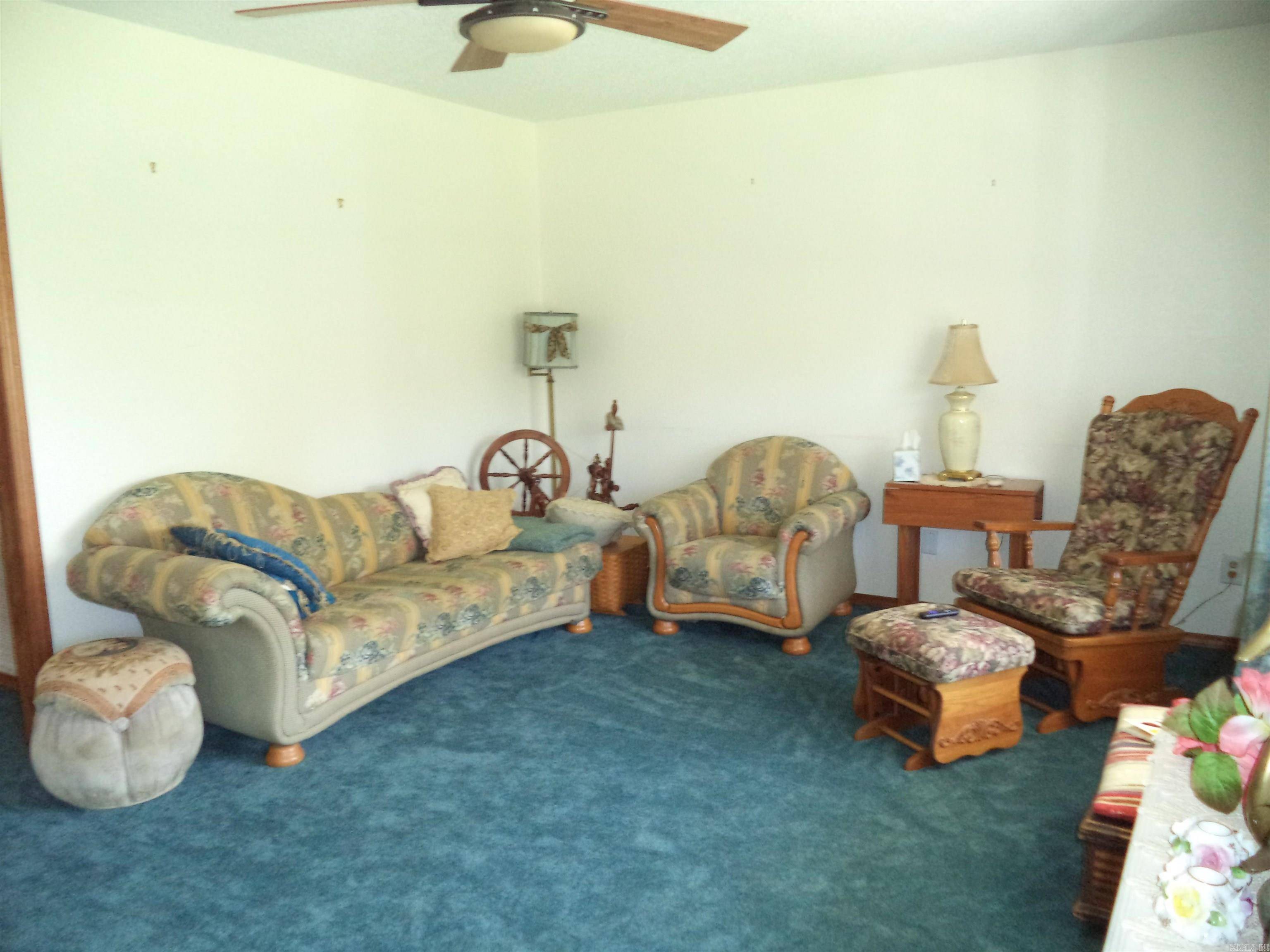Coal Hill, AR 72832,694 N Main Street