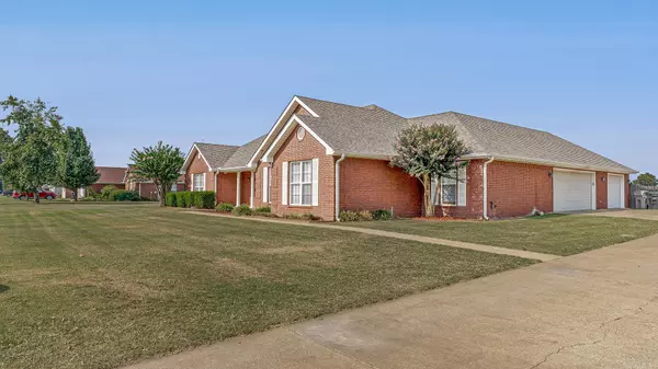 Trumann, AR 72472,727 Country Club Terrace