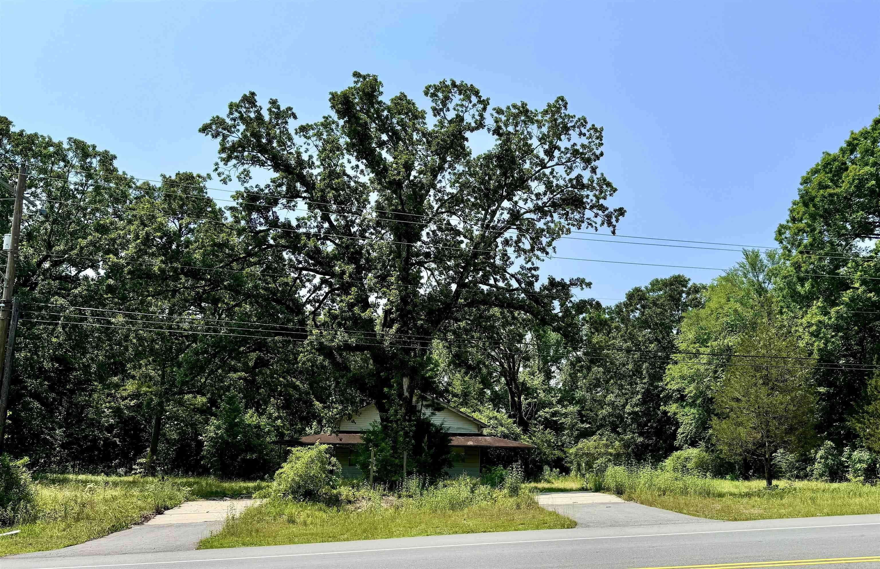 12819 Kanis Road, Little Rock, AR 72211