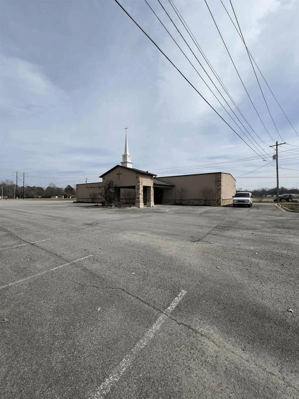 Searcy, AR 72143,398 Eastline Road