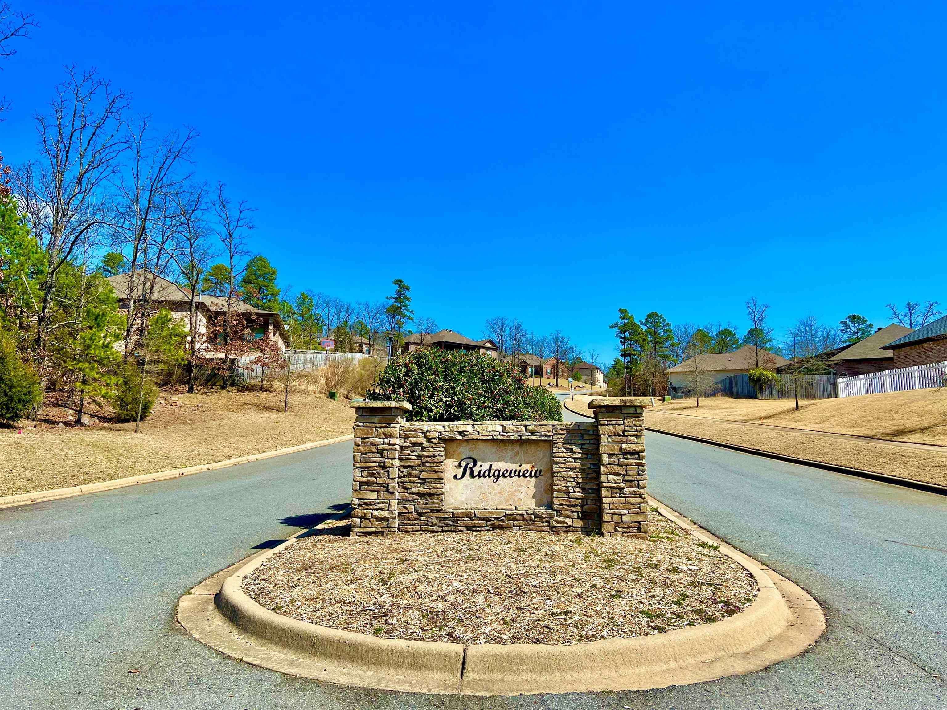 Maumelle, AR 72113,27 Basswood Terrace