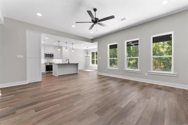 Jacksonville, AR 72076,3 Woodhaven Ct.