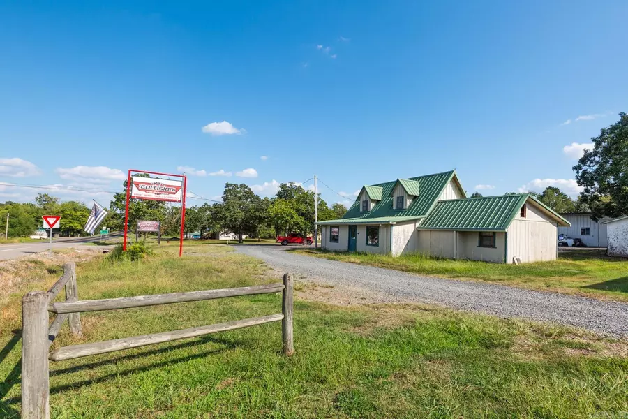 2209 Hwy 71 N, Mena, AR 71953