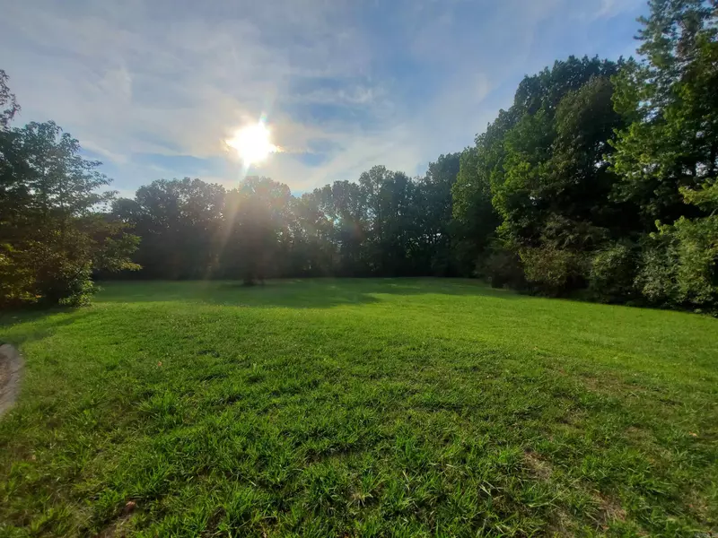 N 6th Avenue, Piggott, AR 72454