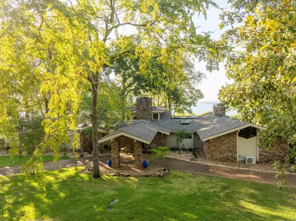 Heber Springs, AR 72543,821 Rock Ledge Drive